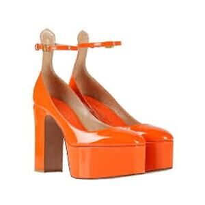 VALENTINO GARAVANI patent leather Tan-go Platform Pump In Orange Titian IT 41.5